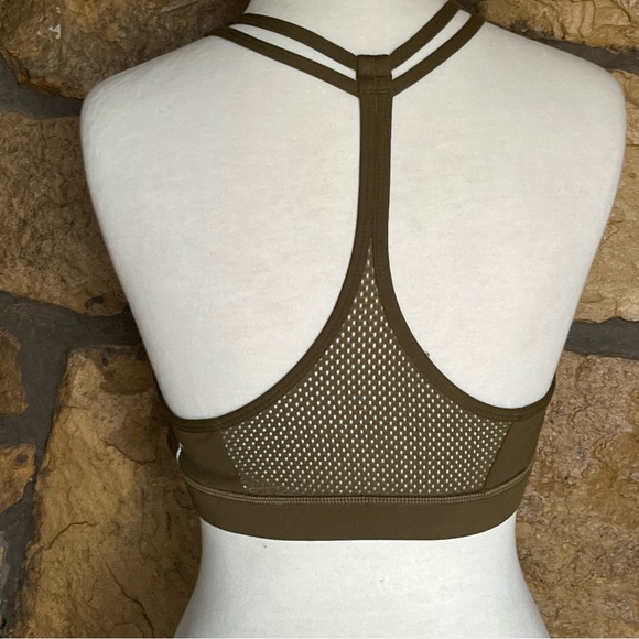 Like New!! Women's Zyia Active Olive Green Grid Sports Bra - Size Large - Picture 13 of 16